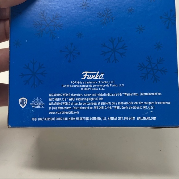 NIB 2022 HALLMARK HARRY POTTER FUNKO POP! 3” ORNAMENT - Picture 4 of 6